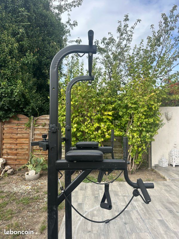 Station de musculation (image 2)