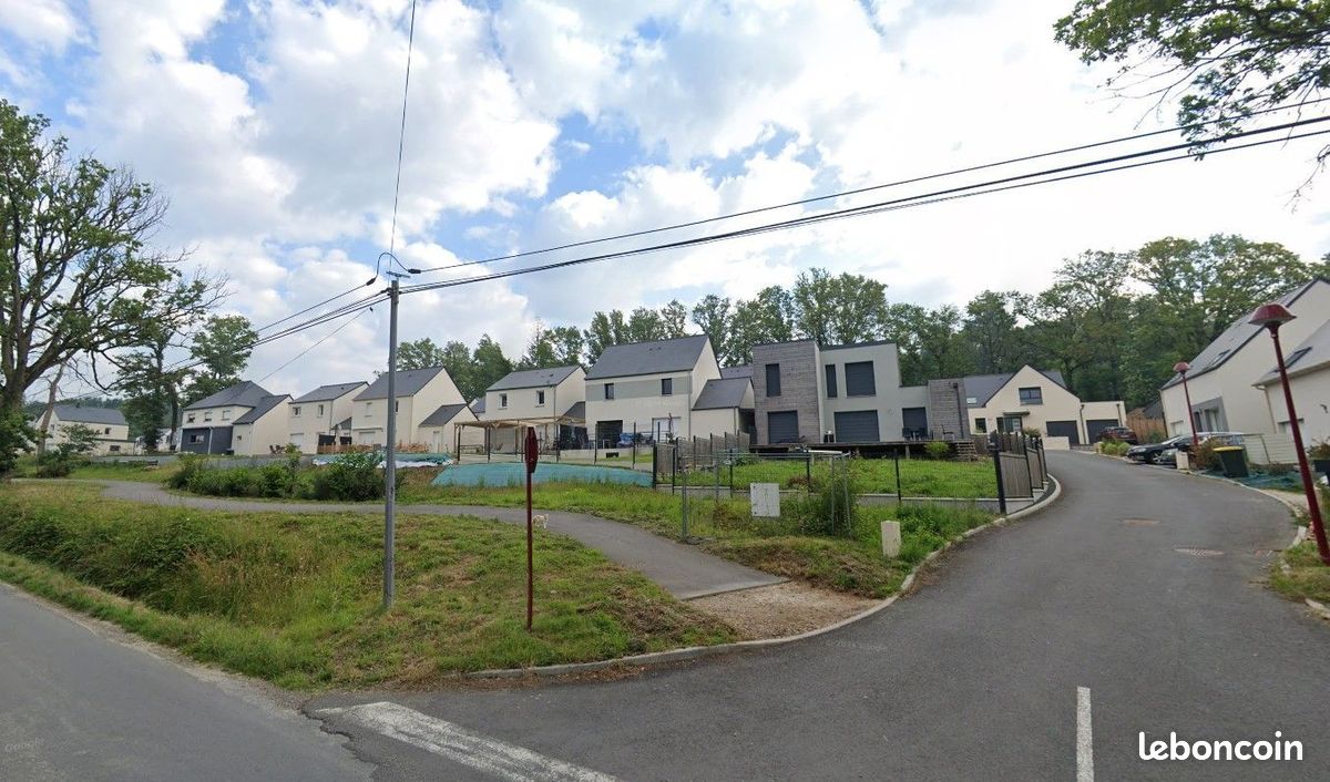 Terrain 356 m² Bourg Des Comptes · à Bourg-des-Comptes · 57 536 €
