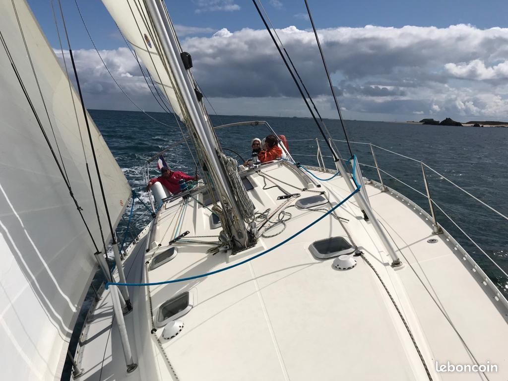 SUN ODYSSEY 42 (JEANNEAU) — View photo 1