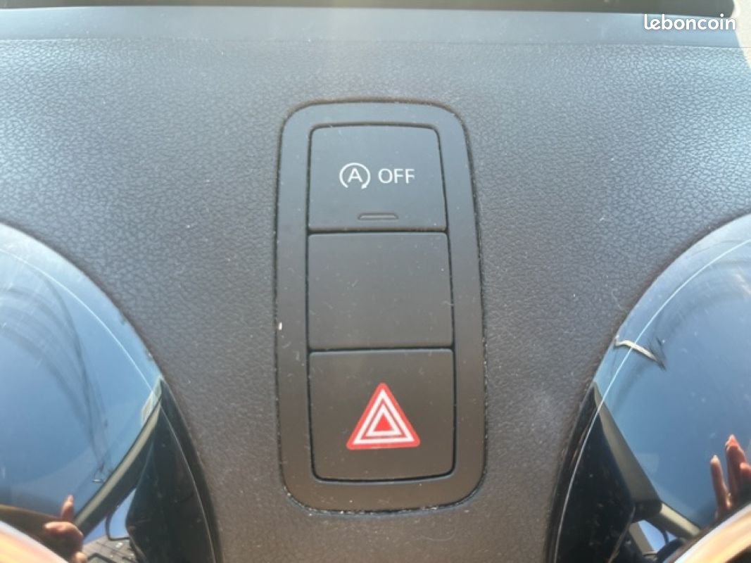 AUDI A1 A1 1.0 TFSI 95 ultra Metropolitan (image 26)