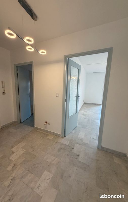 Appartement 3 pièces 70 m² · à Menton · 70 m² · 2 300 €