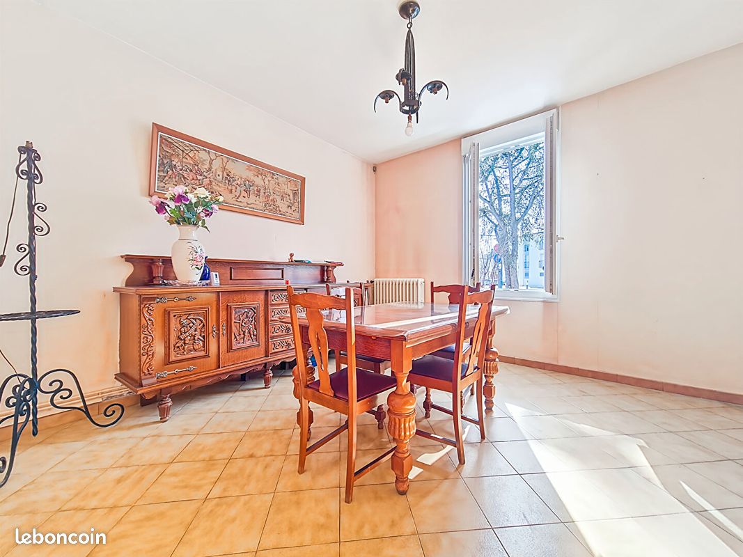 Maison 5 pièces 88 m² · à Angers · 88 m² · 180 000 €