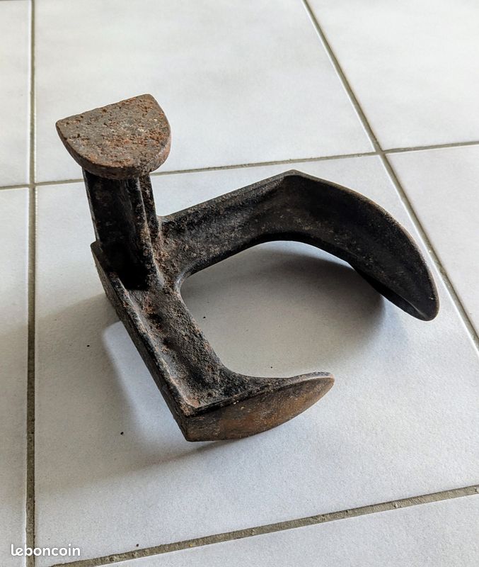 Pied D'enclume De Cordonnier Outil Ancien 3 Points AR2, Pour Collection