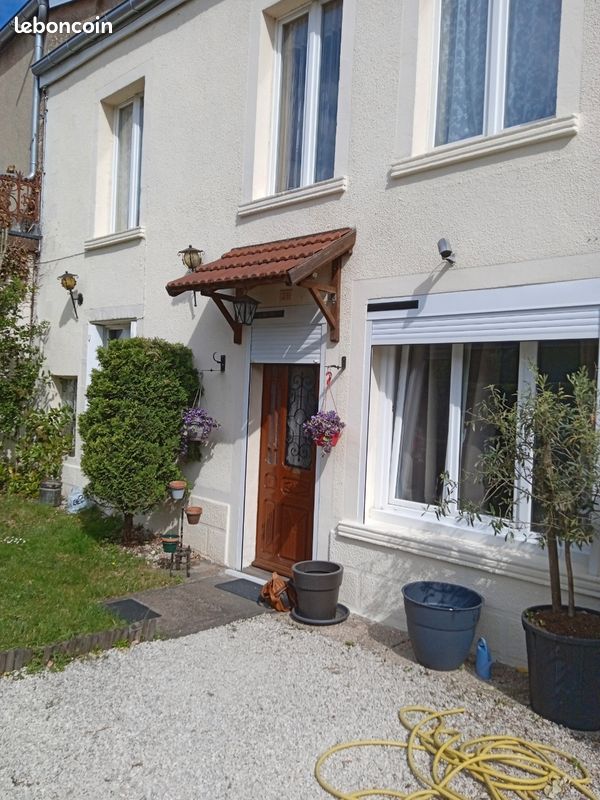 Maison 7 pièces 180 m² · à Fayl-Billot · 180 m² · 90 000 €