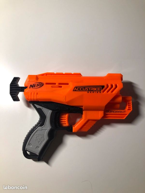 Nerf accustrike quadrant (image 1)