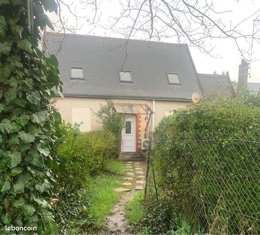 Petite maison T2 + jardinet