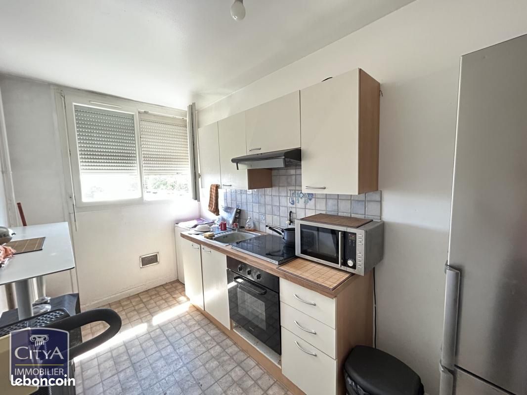 Appartement 2 pièces 42 m² · à Beauvais · 42 m² · 69 000 €