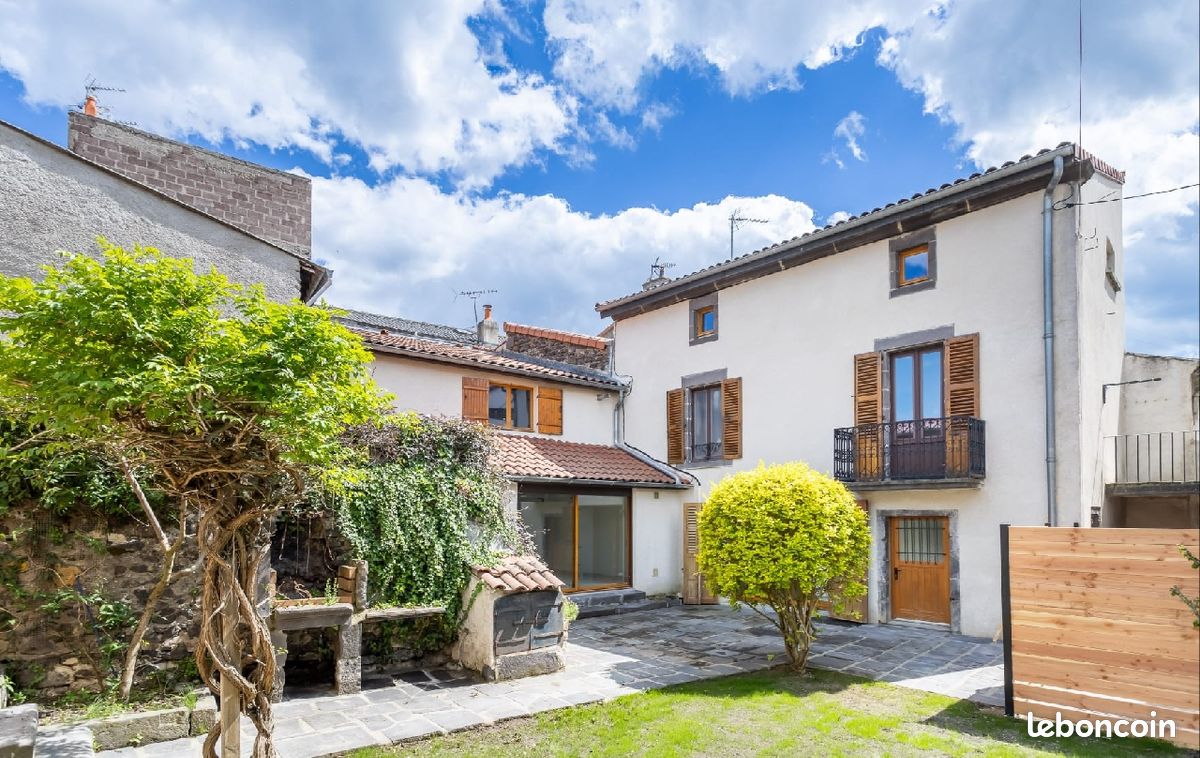 Maison rénovée en pierre, charme, proximité Clermont Ferrand (image 1)