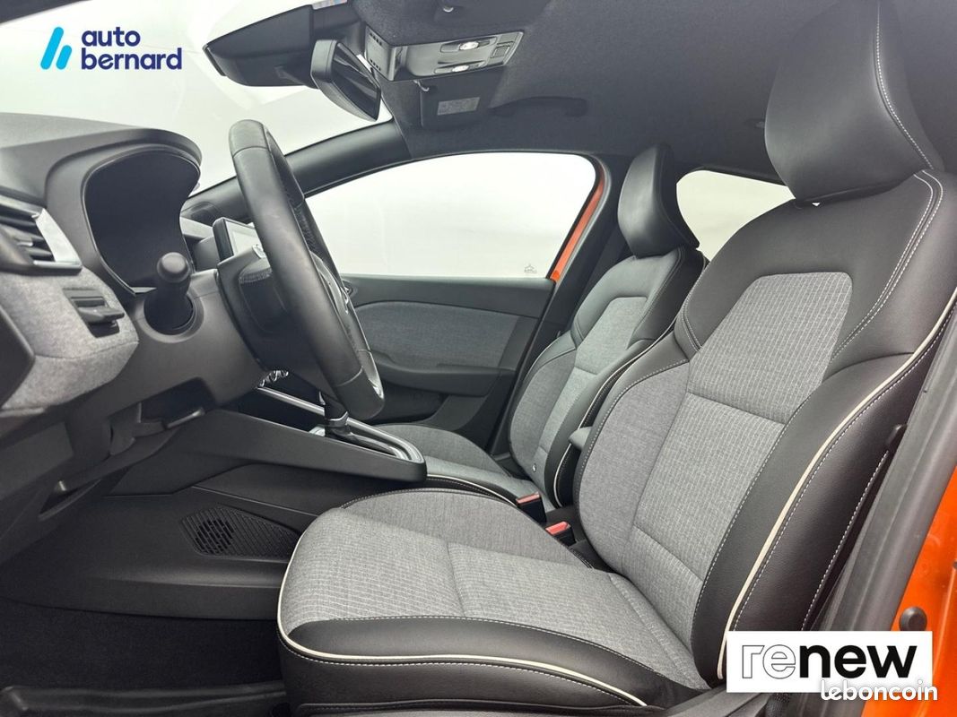 Renault Clio 1.6 E-Tech 145ch full hybrid Techno (image 9)