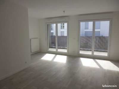 Appartement 3 pièces 54 m² · à Évry-Courcouronnes · 54 m² · 963 €