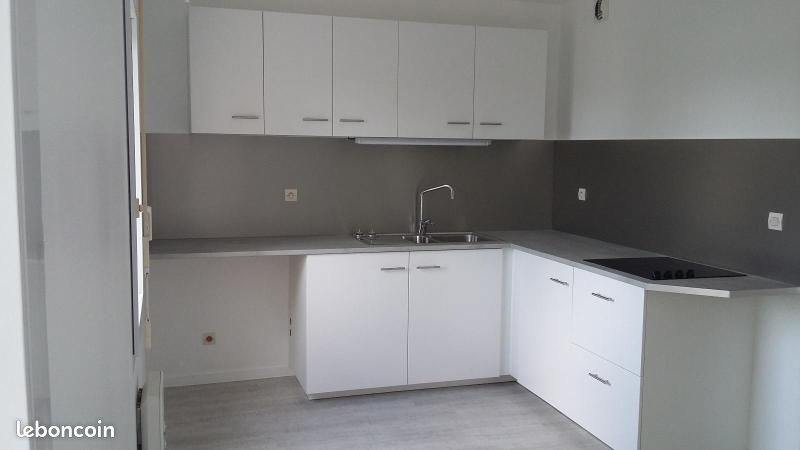 Appartement 1 pièce 31 m² · à Saint-Sébastien-sur-Loire · 31 m² · 473 €