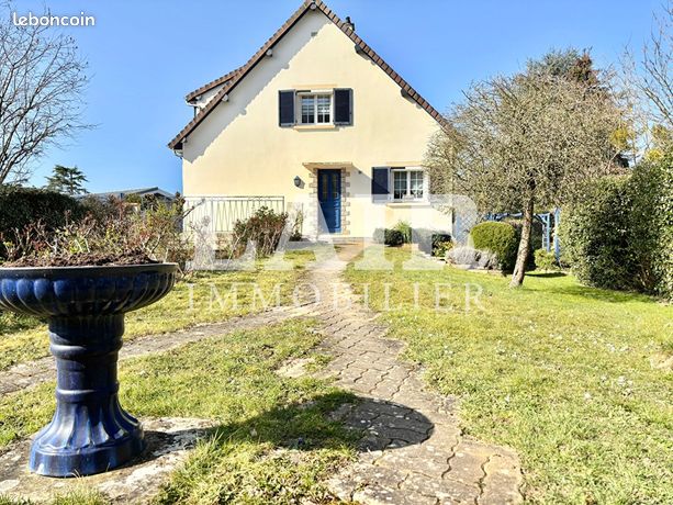 Pavillon 9 pièces 151 m²
