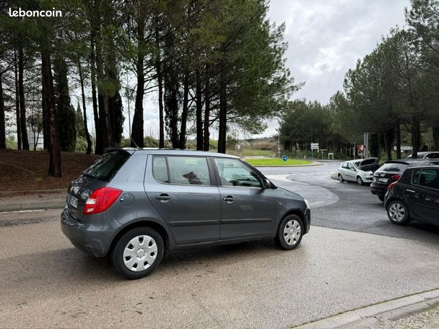 Skoda Fabia 1.2i 12V 60cv Pep's 2009 (image 2)