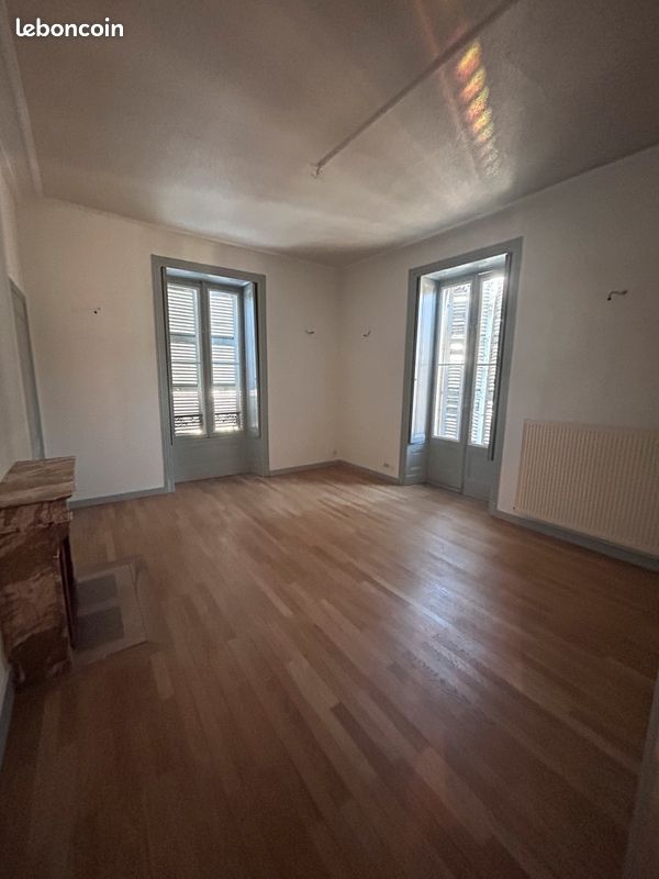 Appartement 3 pièces 90 m² · à Arbois · 90 m² · 575 €/mois
