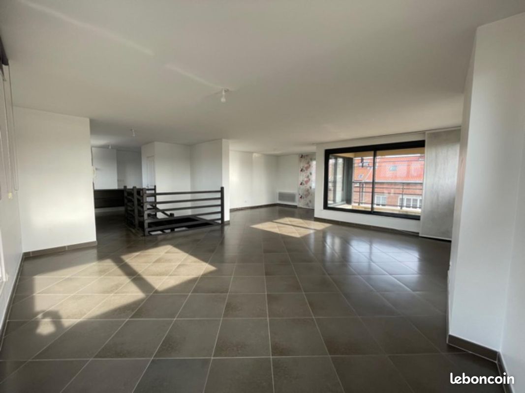 Appartement 4 pièces 111 m² · à Dunkerque · 111 m² · 1 125 €/mois