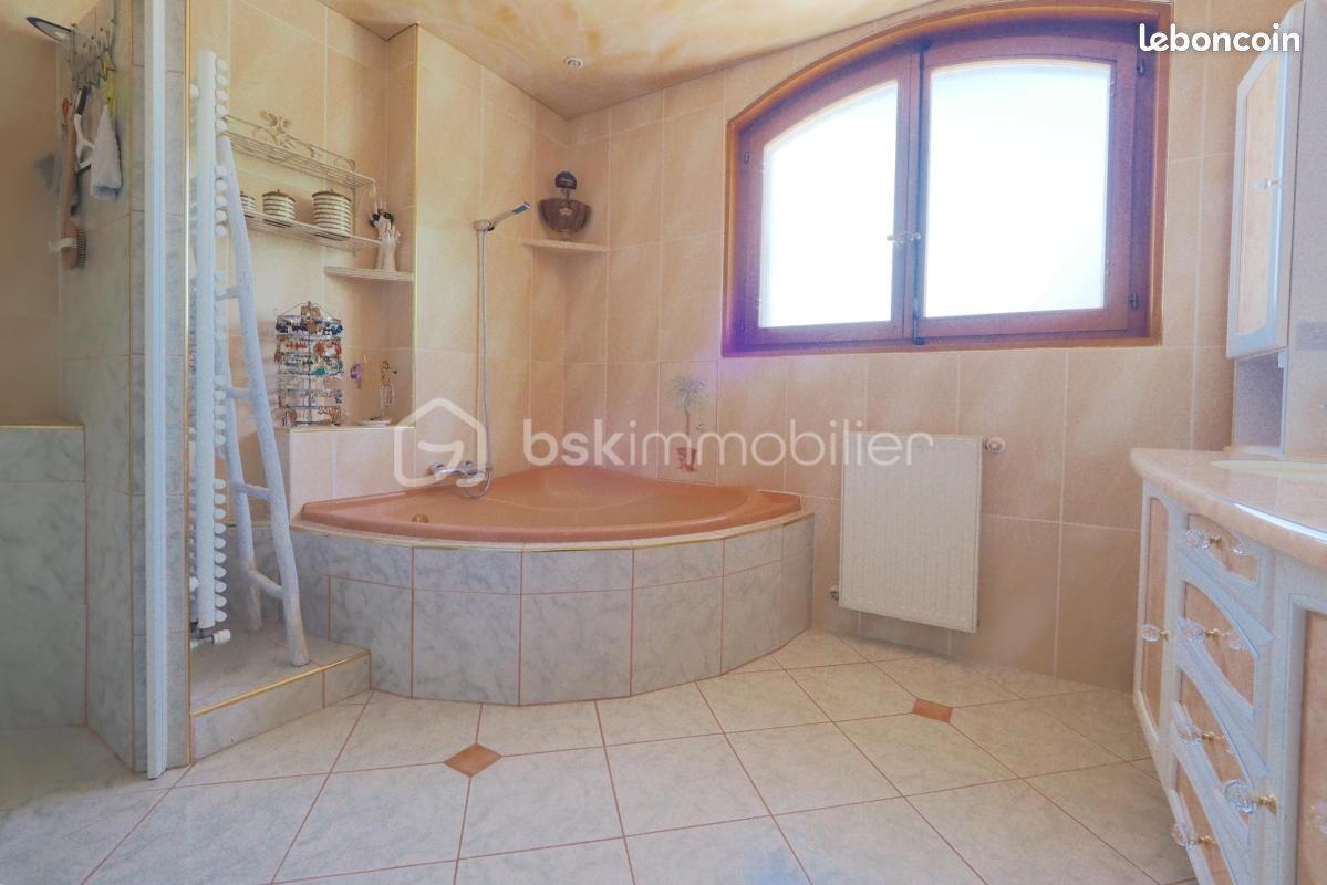 Maison 5 pièces 142 m² (image 18)