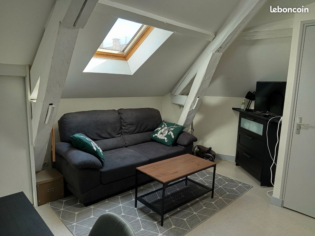 Appartement 1 pièce 23 m² · à Périgueux · 23 m² · 450 €