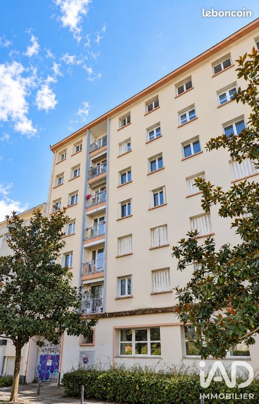Appartement 4 pièces 68 m² · à Grenoble · 68 m² · 160 000 €