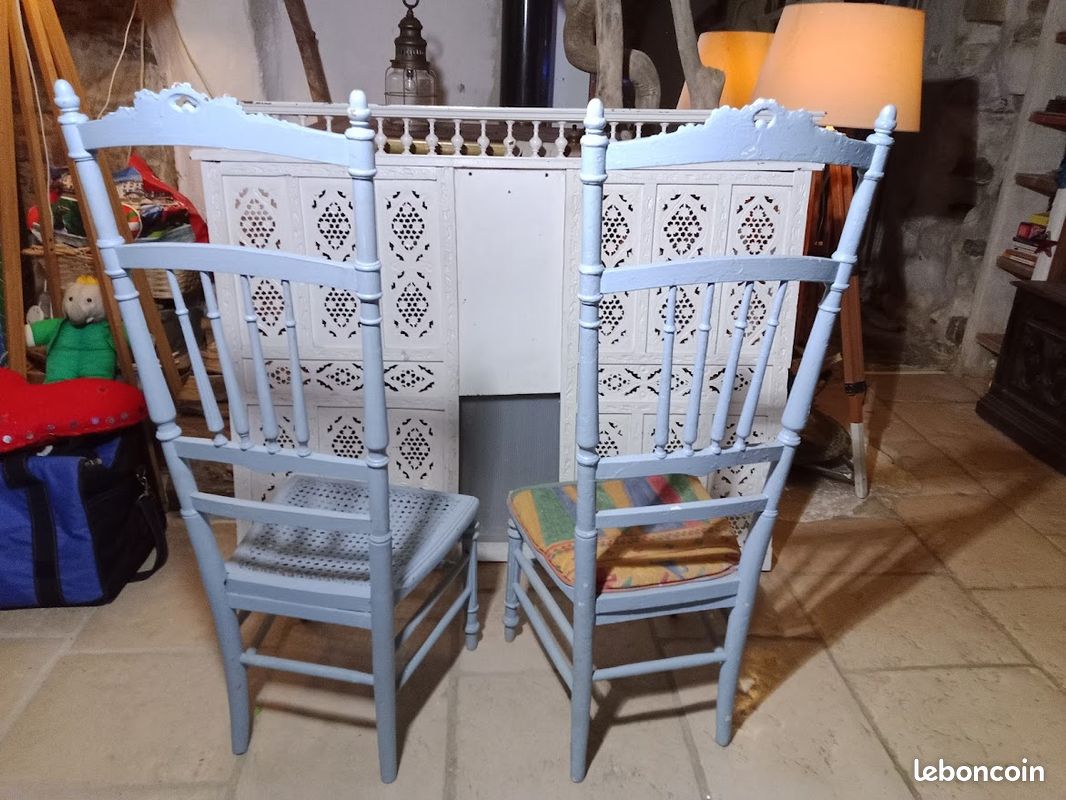 2 très jolies chaises basses anciennes (image 2)