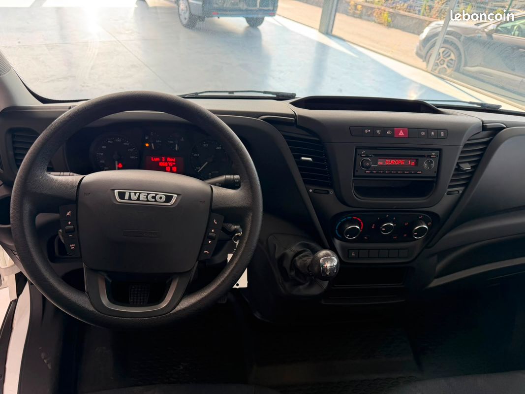 22 990 ht - iveco plateau 35c14 emp 3450 2.3 140 cv bvm6 / tva recuperable (image 9)