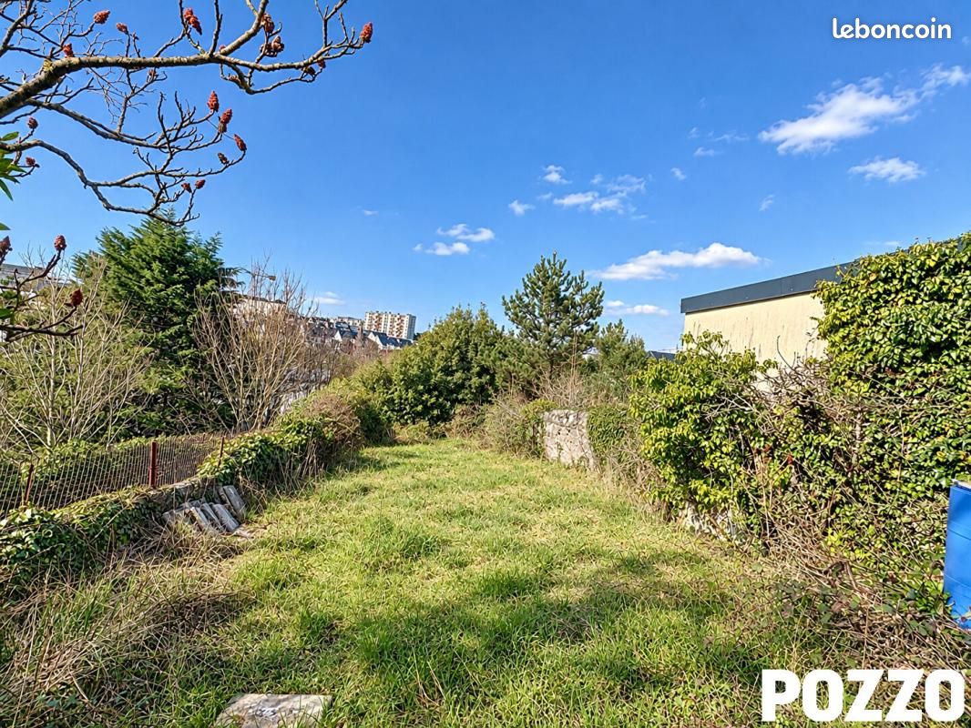 Terrain 179 m² Granville · 107 500 €