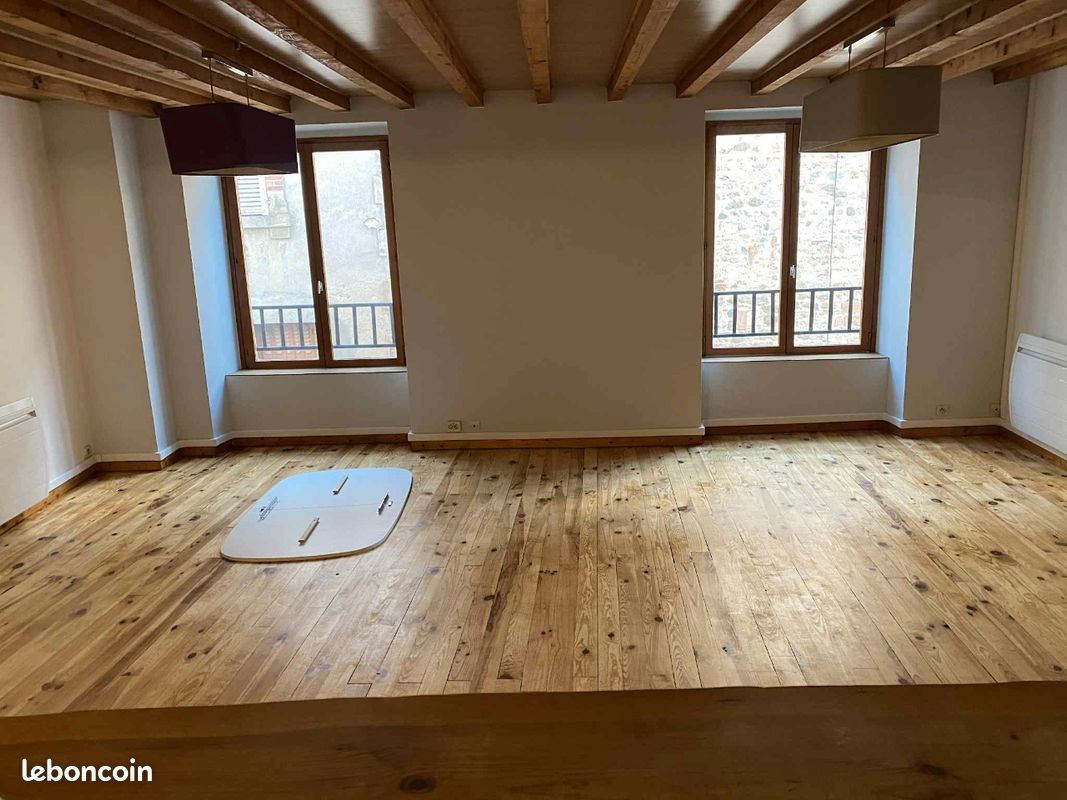 Maison 5 pièces 123 m² · à Sauxillanges · 123 m² · 690 €/mois