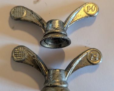 Paire De Papillons De Serrage Roue Vélo Vintage - Alu DFV, 8 Mm, Argent