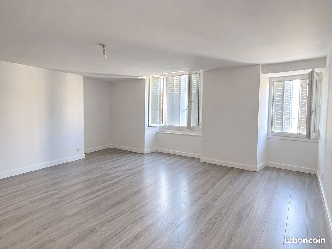 Appartement 3 pièces 61 m² · à Courpière · 61 m² · 520 €/mois