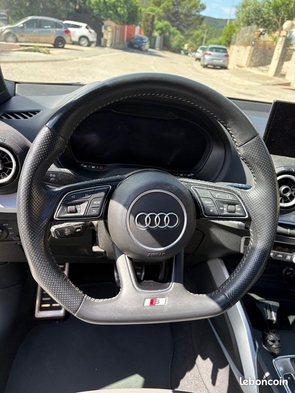 AUDI Q2 2.0 40 TFSI 190 S LINE QUATTRO S-TRONIC 7 - CAMERA - TO - GPS - KEYLESS - ACC - HAYON ELECTRIQUe (image 4)