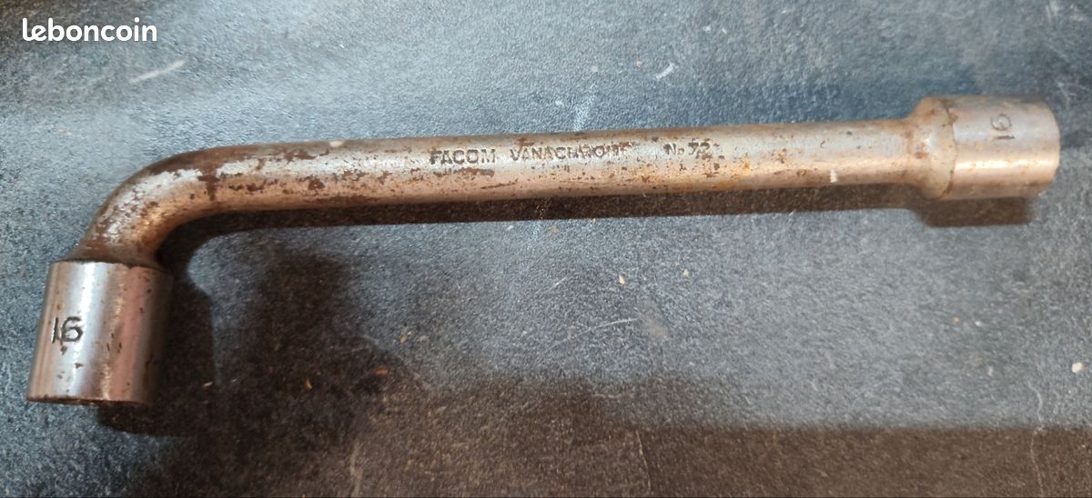 Clé à pipe FACOM 16 numéro 72 (image 1)