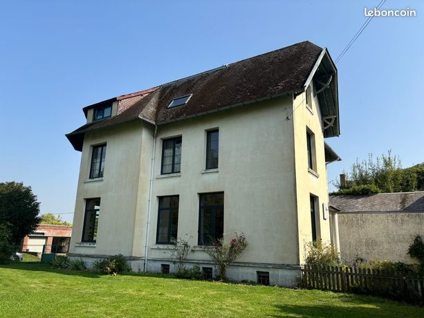 Maison 11 pièces 310 m²