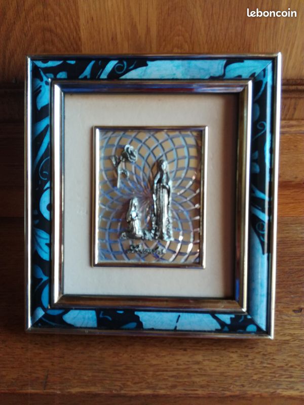 Cadre de Notre Dame de LOURDES et Bernadette (image 1)
