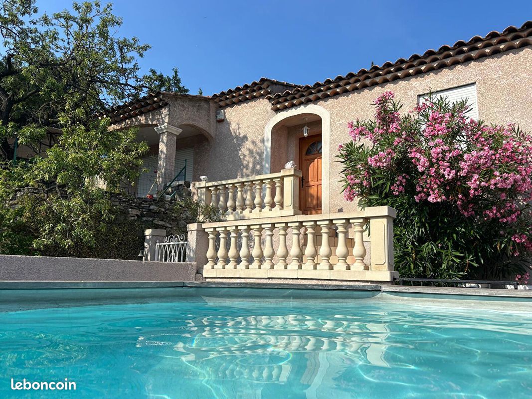 Maison 4 pièces 110 m² · à Les Pennes-Mirabeau · 110 m² · 385 000 €