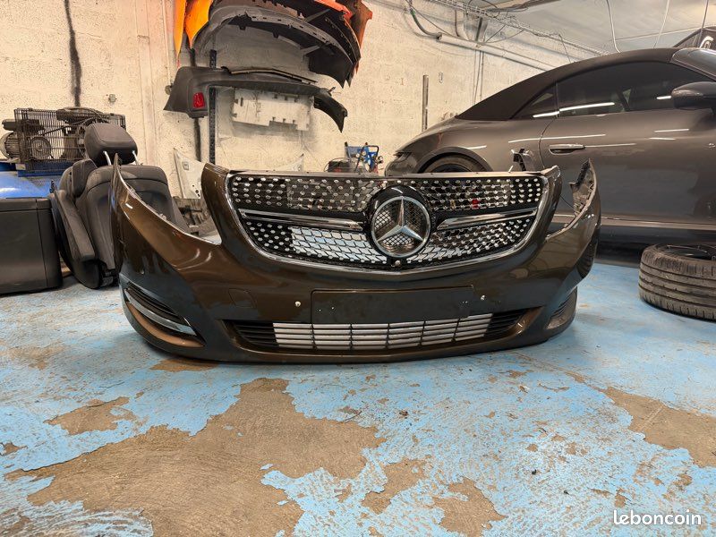 À vendre pare-chocs av Mercedes Classe V-Vito W447 (image 1)