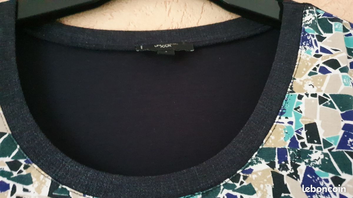 T.shirt Un Jour Ailleurs T.2 (image 3)