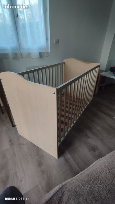 Lit pour bébé (image 1)