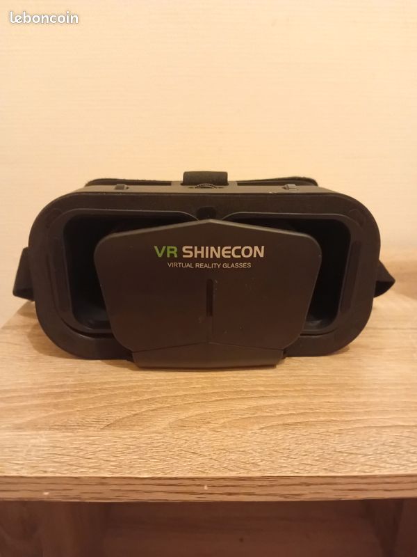 Casque réalité virtuelle (image 1)