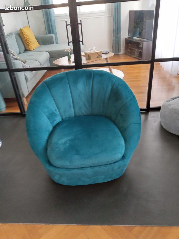 Fauteuil design coquillage bleu canard – Esprit cosy & élégant (image 9)