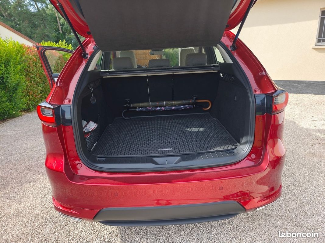 MAZDA CX-60 TAKUMI PHEV 327ch AWD BVA | Toit ouvrant • Cuir Nappa Blanc • Caméra 360° • 2ème main (image 14)