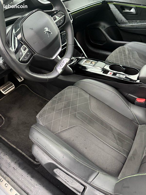 Peugeot 208 GT (image 2)