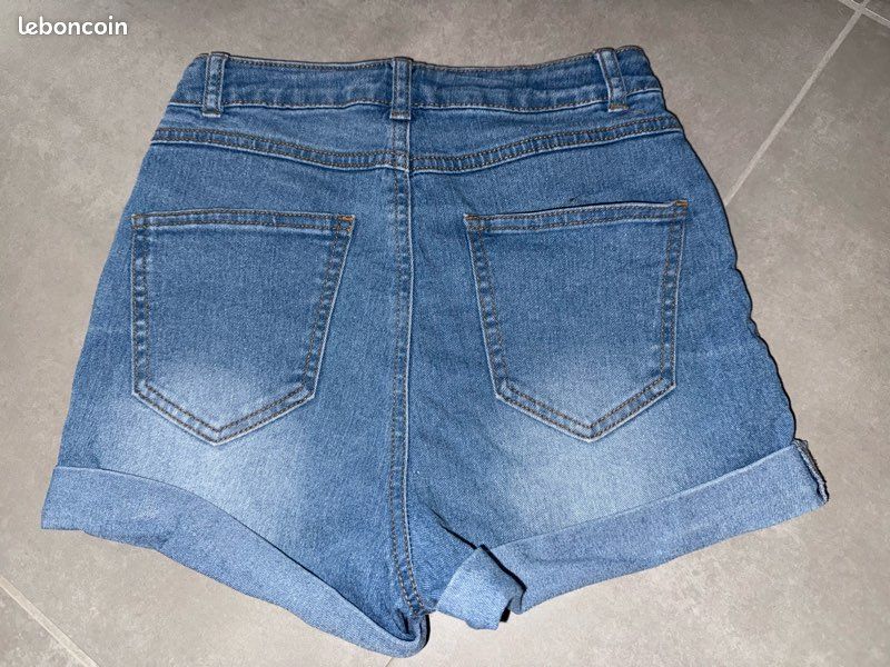 Short taille 32 (image 3)