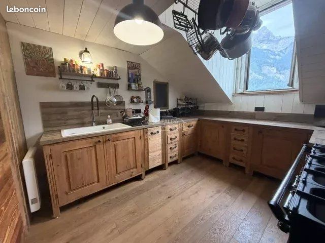 Appartement 4 pièces 77 m² · à Sallanches · 77 m² · 339 000 €