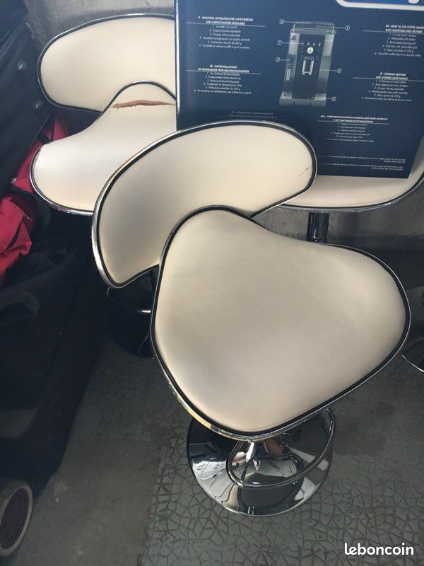 Chaise de table (image 1)