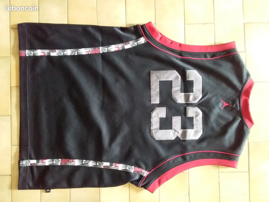 Maillot Jordan Brand édition limité et collector - Taille M (image 2)