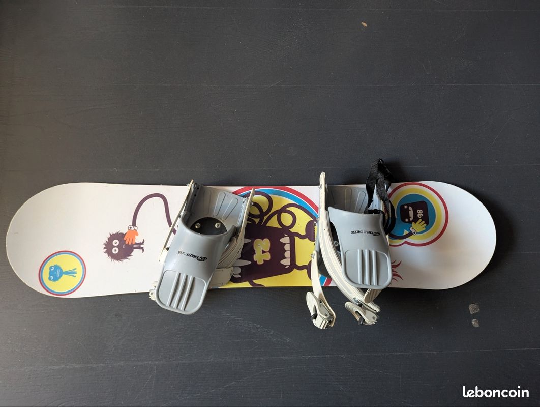 Snowboard enfant (image 1)