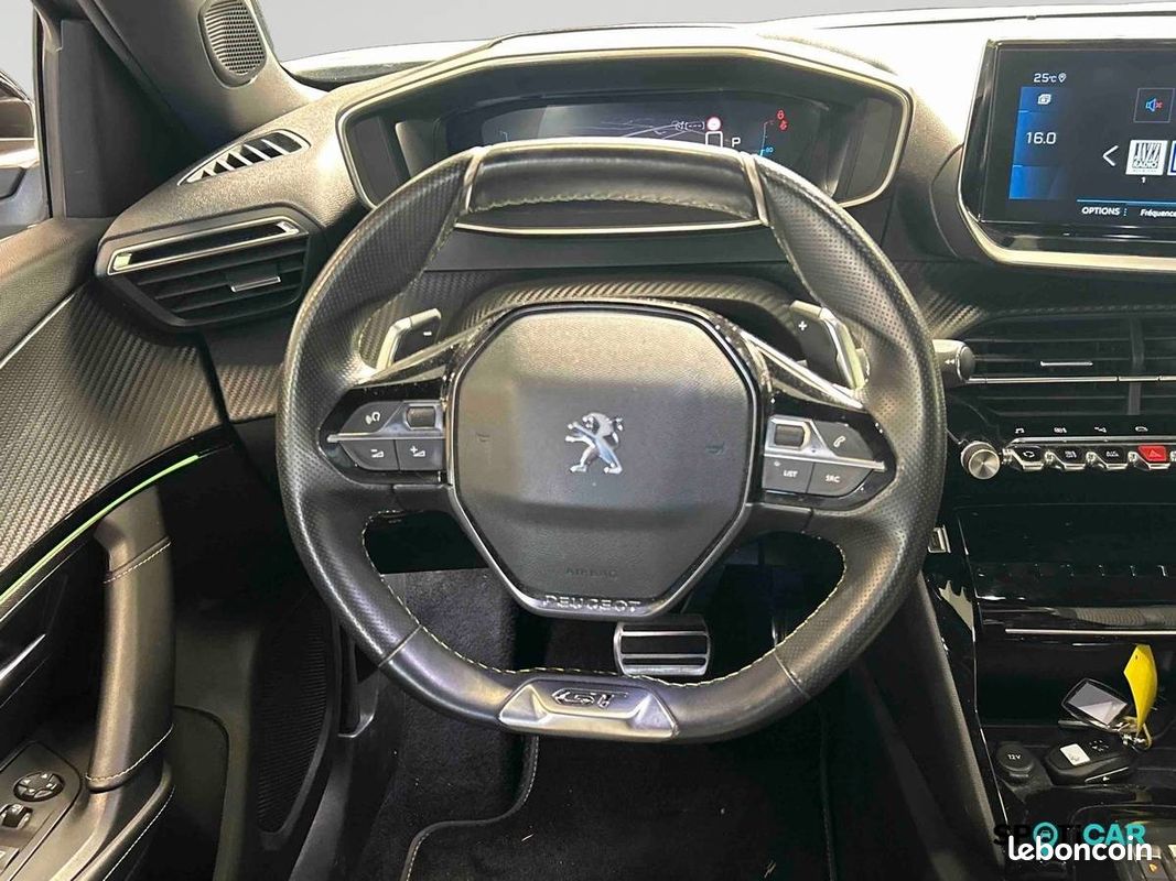 PEUGEOT 2008 PureTech 130 S&S EAT8 GT (image 13)