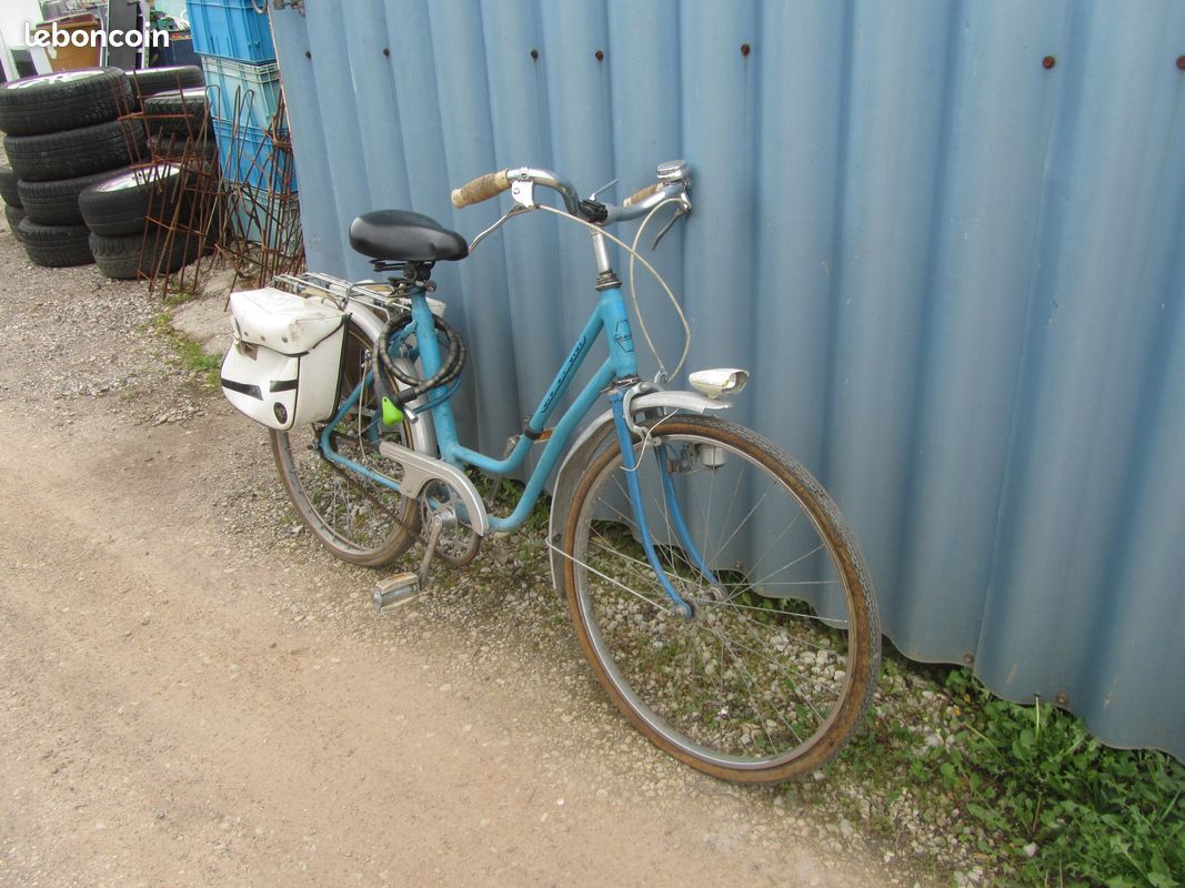 Lot De 110 Plateaux (pignons) De Vélo Ancien - Pour Collection Ou Restauration