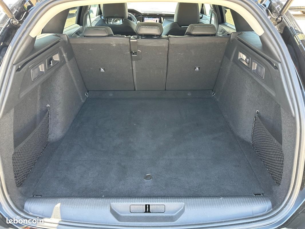 Peugeot 308 SW Hybrid 145 e-DCS6 Allure (image 10)
