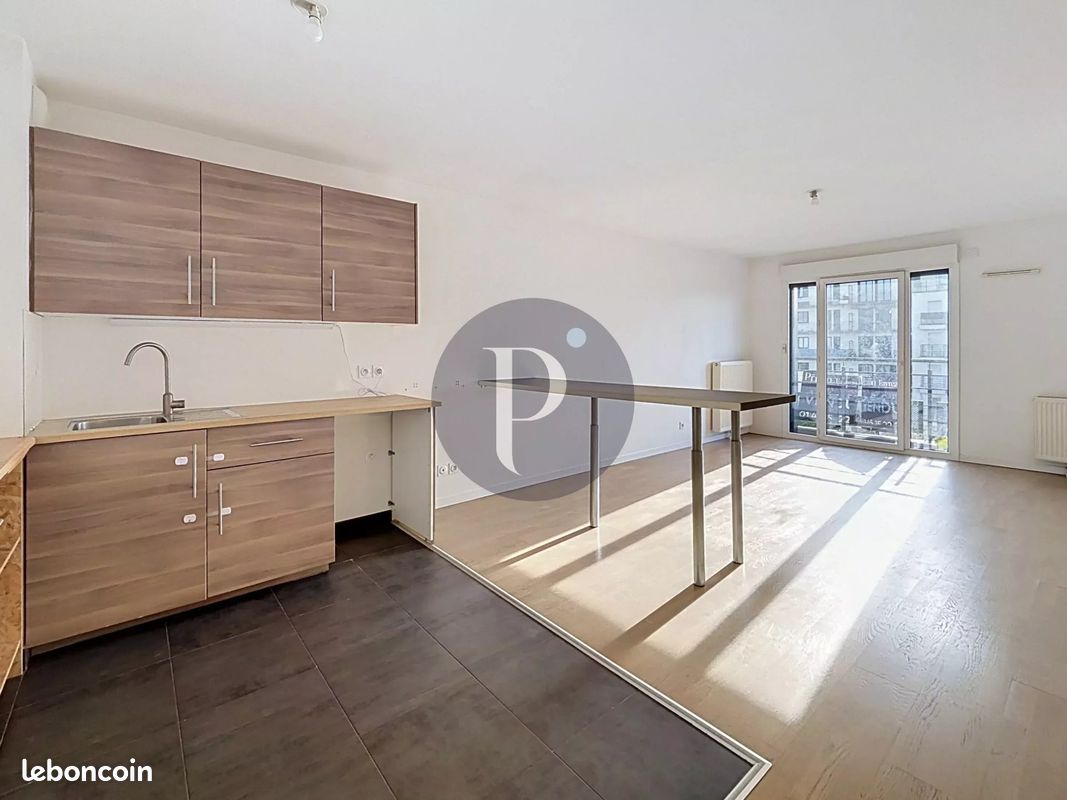 Appartement 3 pièces 70 m² · à Villejuif · 70 m² · 381 600 €