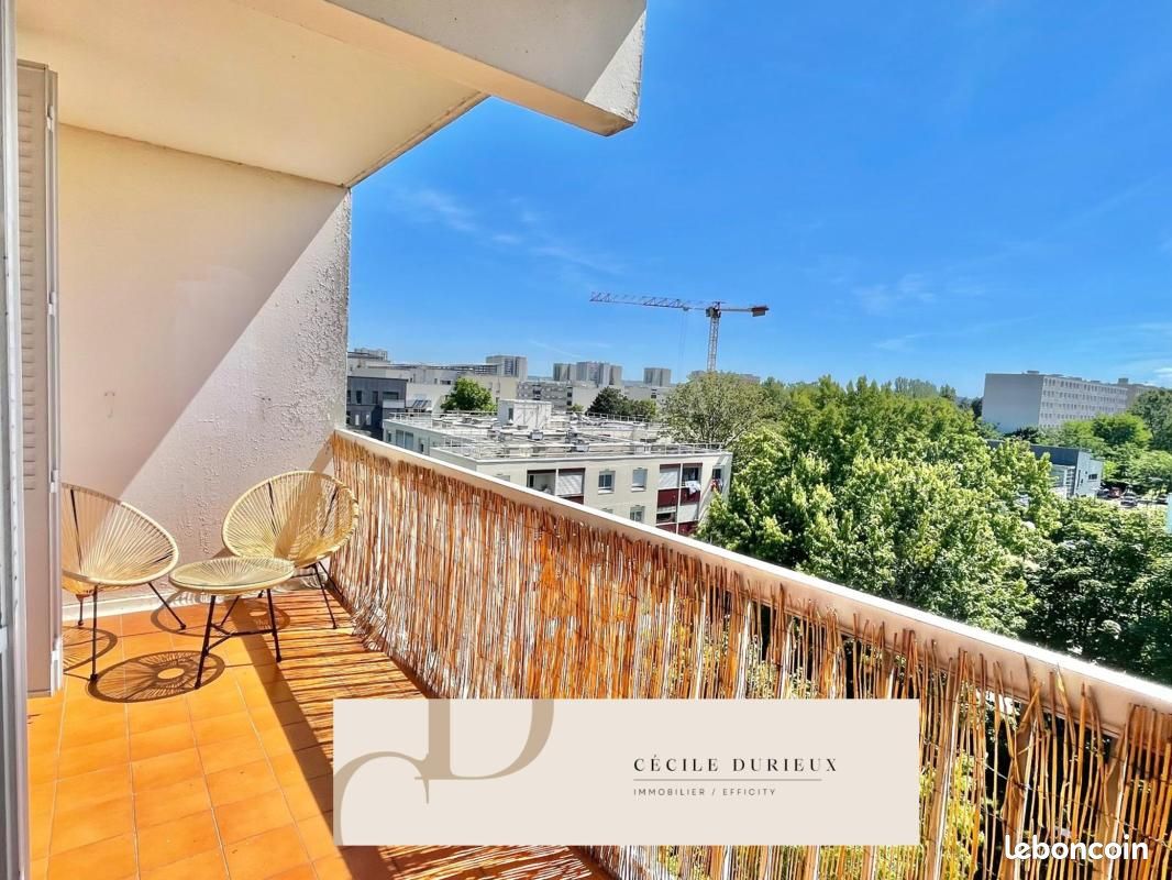 Appartement 5 pièces 78 m² · à Vénissieux · 78 m² · 180 000 €